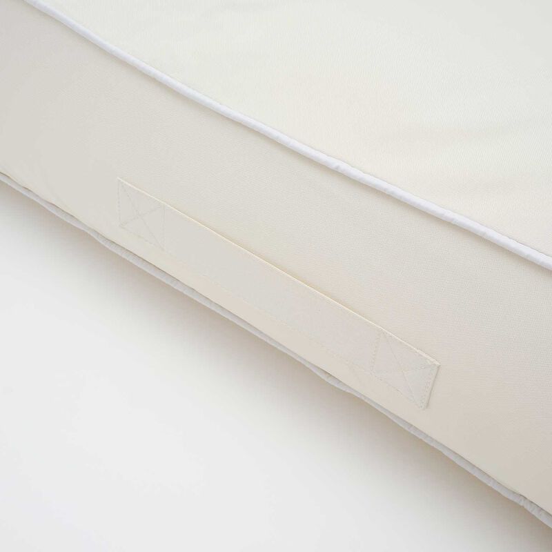 SUNNYLiFE Luxe Floating Chair image number 2